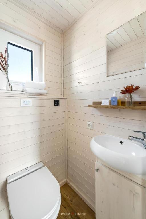 Hausboot Gluecksmomente Mit Dachterrasse In Schleswig Am Ostseefjord Schlei Ngoại thất bức ảnh