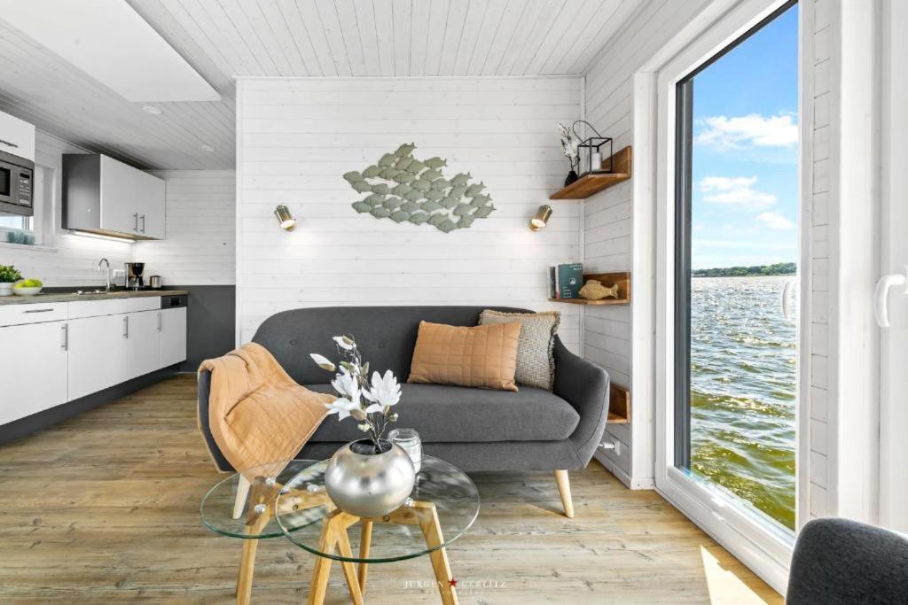Hausboot Gluecksmomente Mit Dachterrasse In Schleswig Am Ostseefjord Schlei Ngoại thất bức ảnh